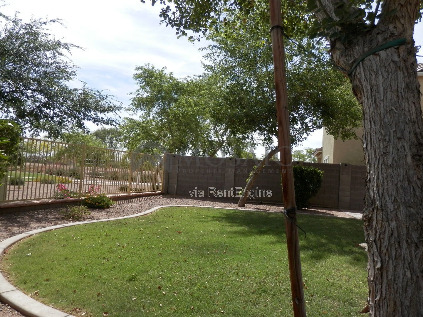 Minutes from San Tan Mall in Spectrum!!! property image