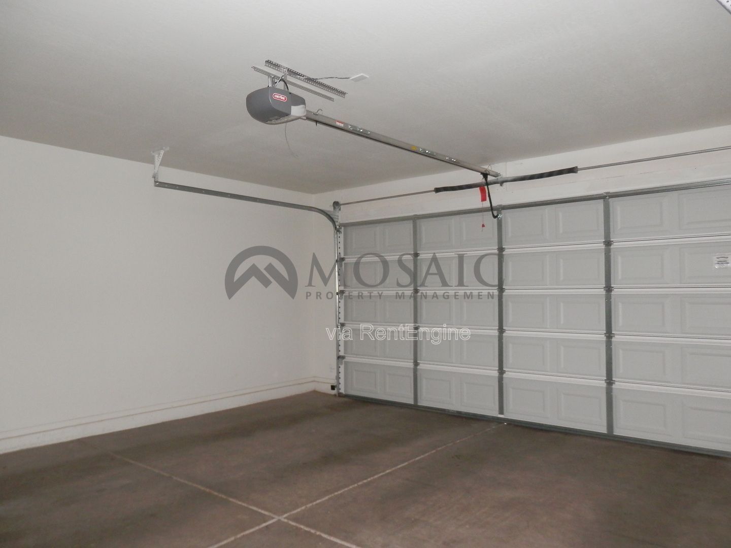 Minutes from San Tan Mall in Spectrum!!! property image