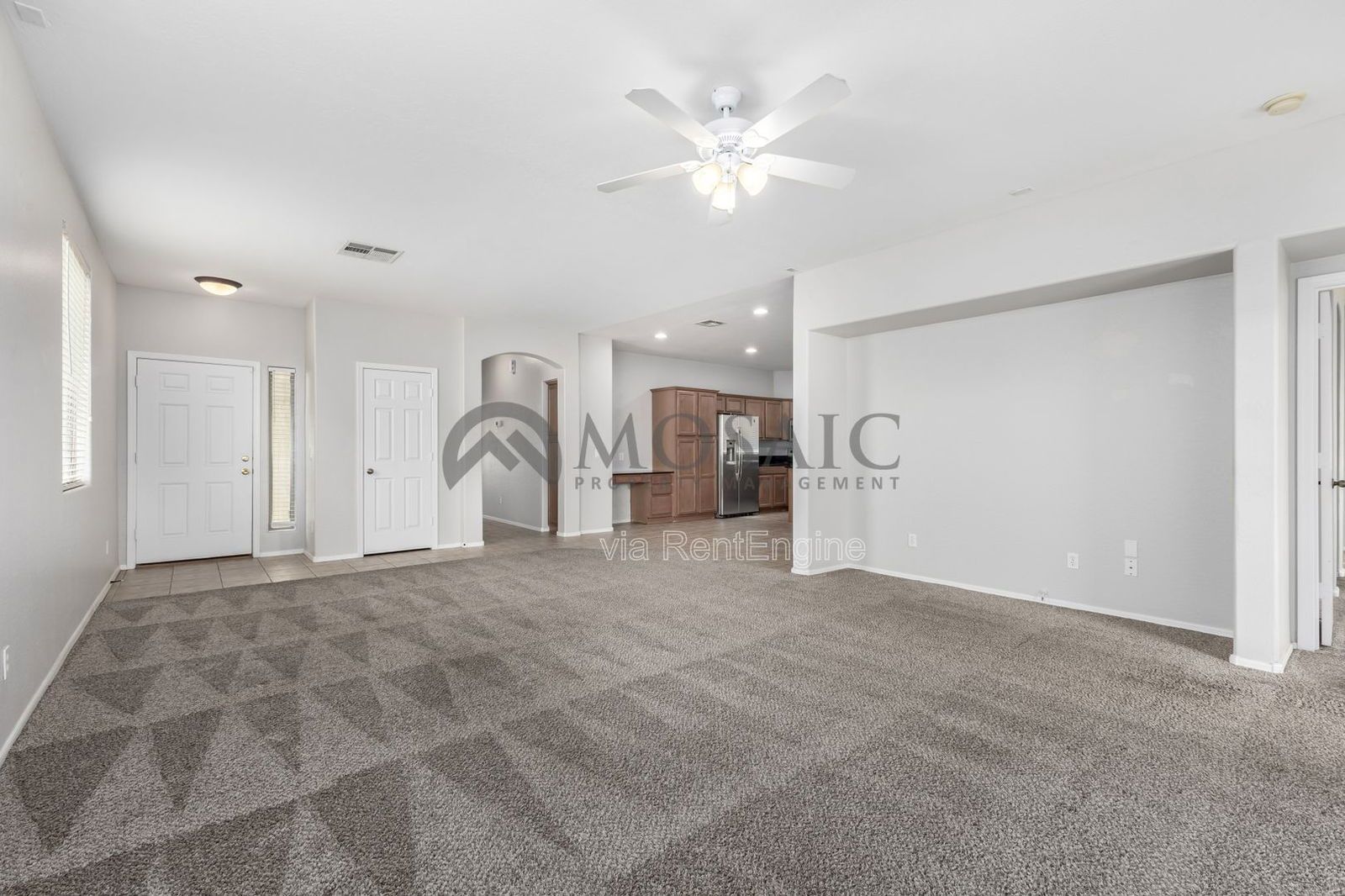 Like new home, great lot and tons of amenities in Estrella Mountain Ranch property image