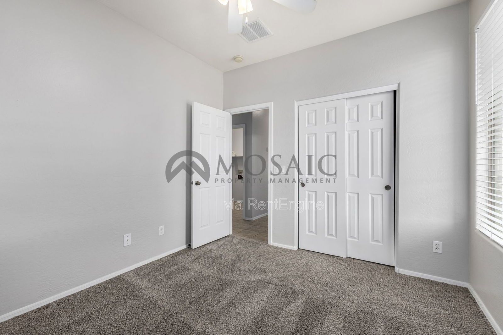 Like new home, great lot and tons of amenities in Estrella Mountain Ranch property image