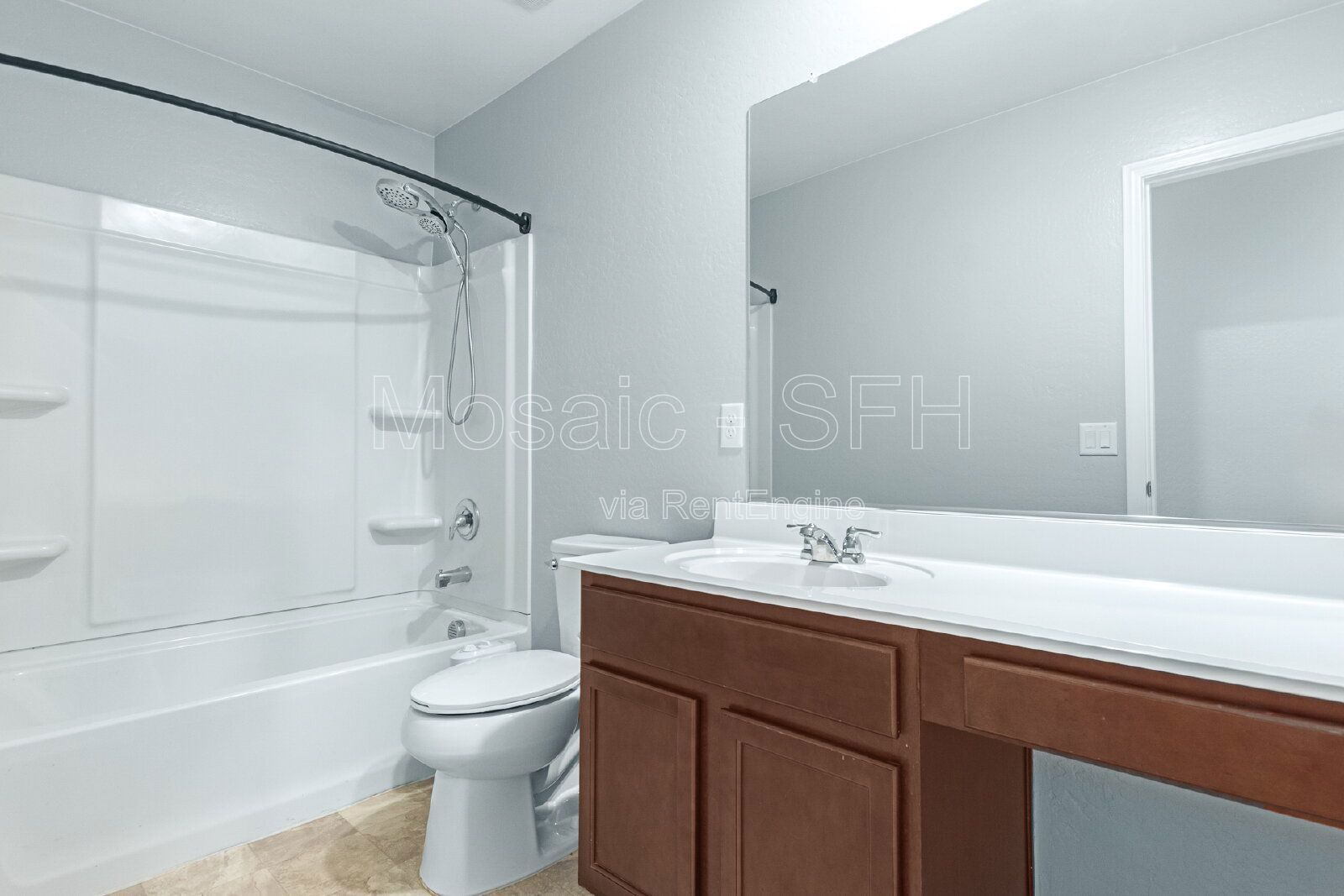 Fabulous 4 bed/2 bath home near South Mountain Preserve! property image