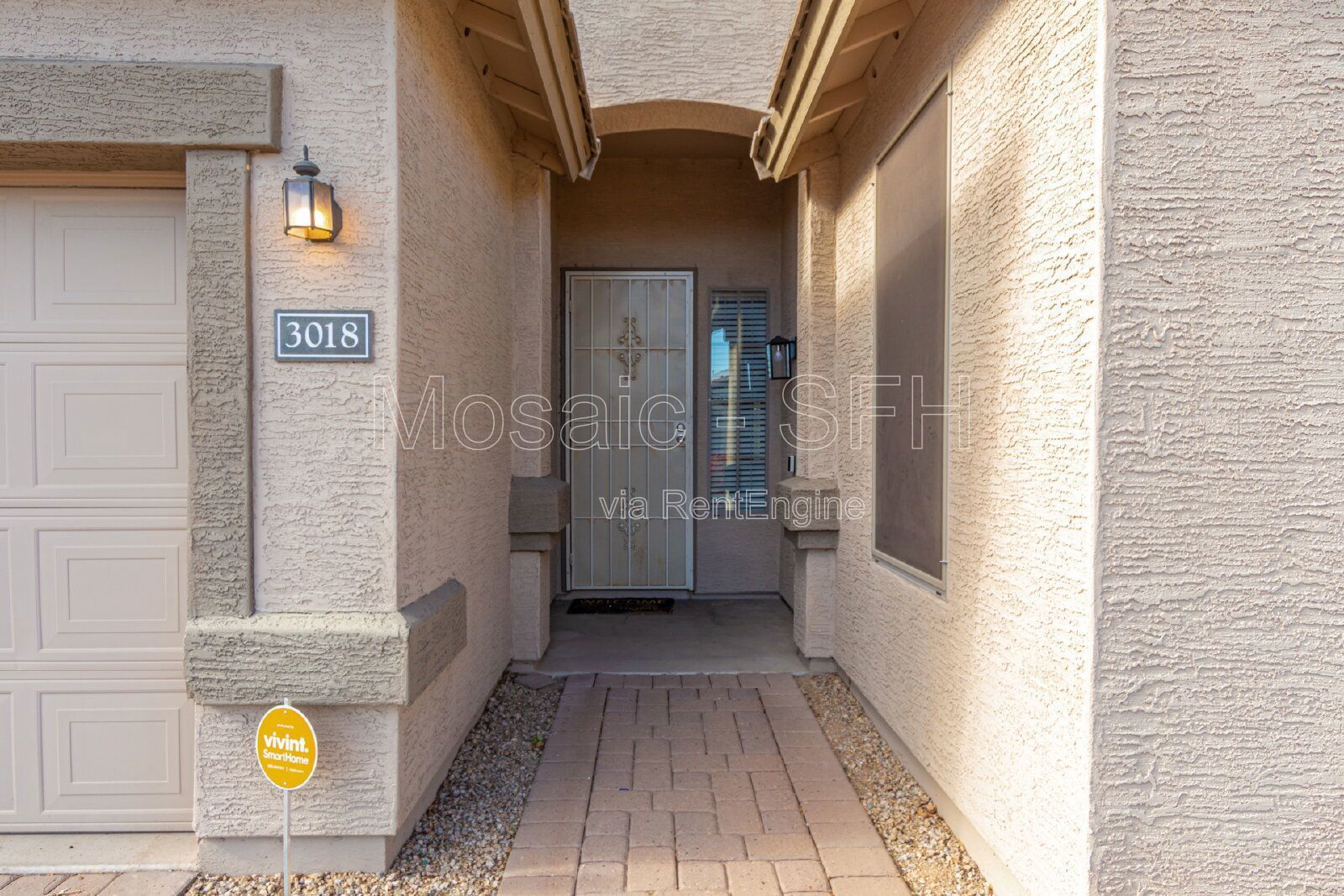 Adorable 3 bed/2 bath PLUS DEN! Come see today! property image