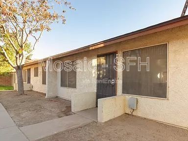 Cozy 2 Bedroom / 1 Bath property image