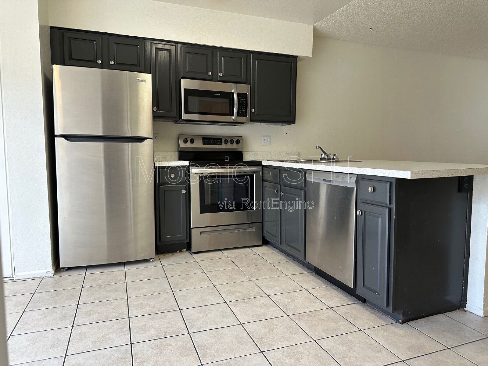 Cozy 2 Bedroom / 1 Bath property image