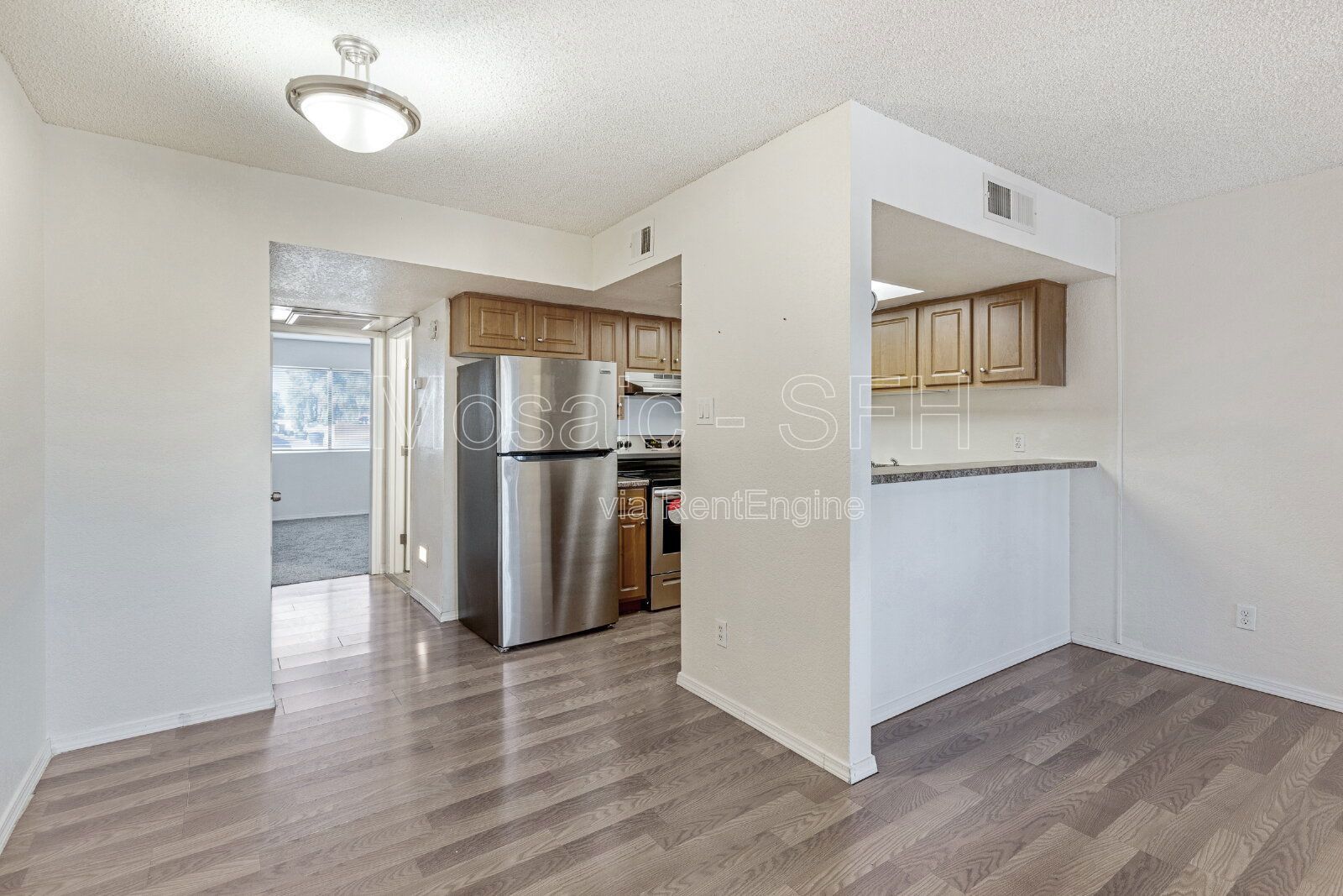 ADORABLE 1 bed/1bath CONDO**Section 8 Accepted** property image