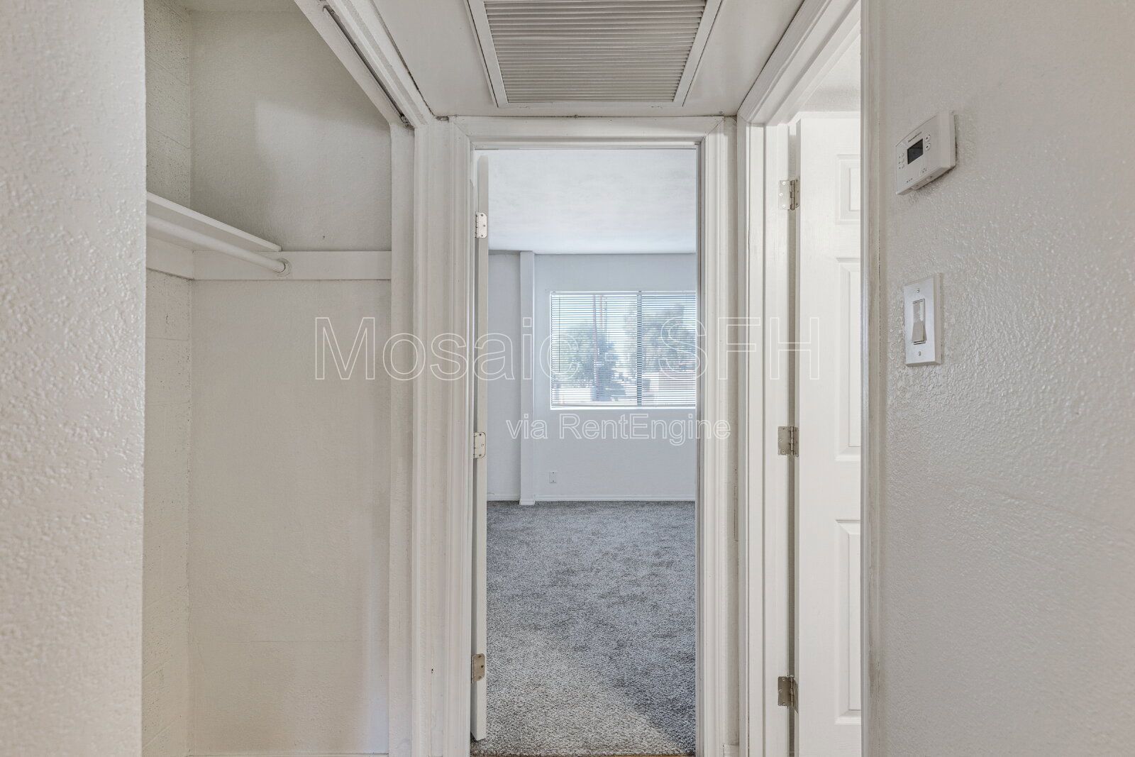 ADORABLE 1 bed/1bath CONDO**Section 8 Accepted** property image