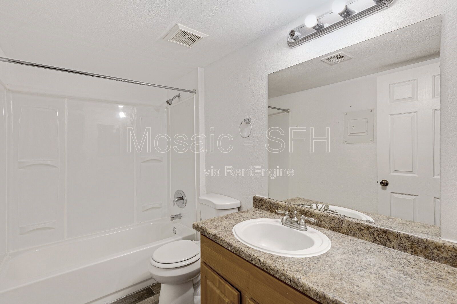 ADORABLE 1 bed/1bath CONDO**Section 8 Accepted** property image