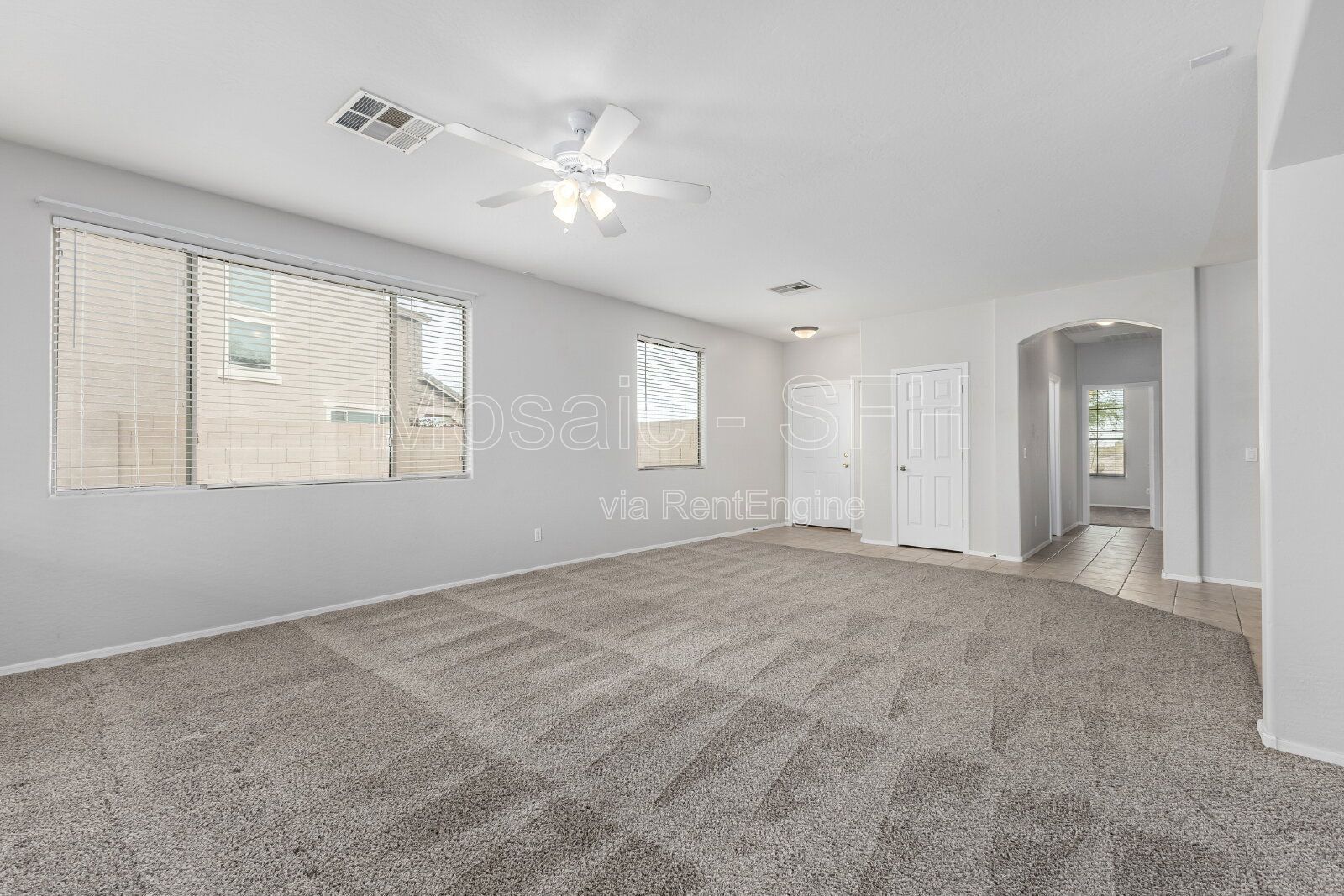 Like new home, great lot and tons of amenities in Estrella Mountain Ranch property image