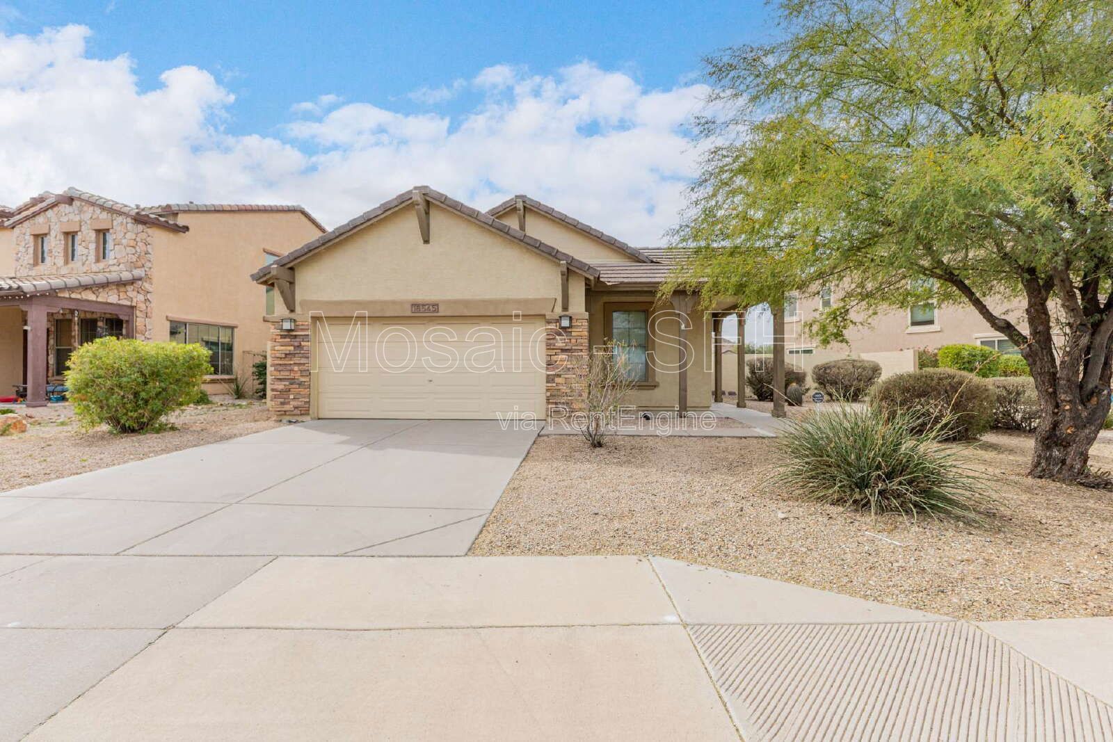Like new home, great lot and tons of amenities in Estrella Mountain Ranch property image