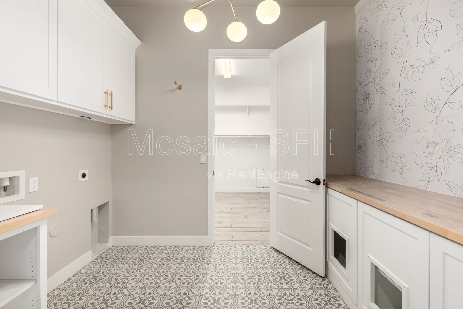 Highly upgraded and spacious 3-Bedroom home in Estates at Eastmark property image