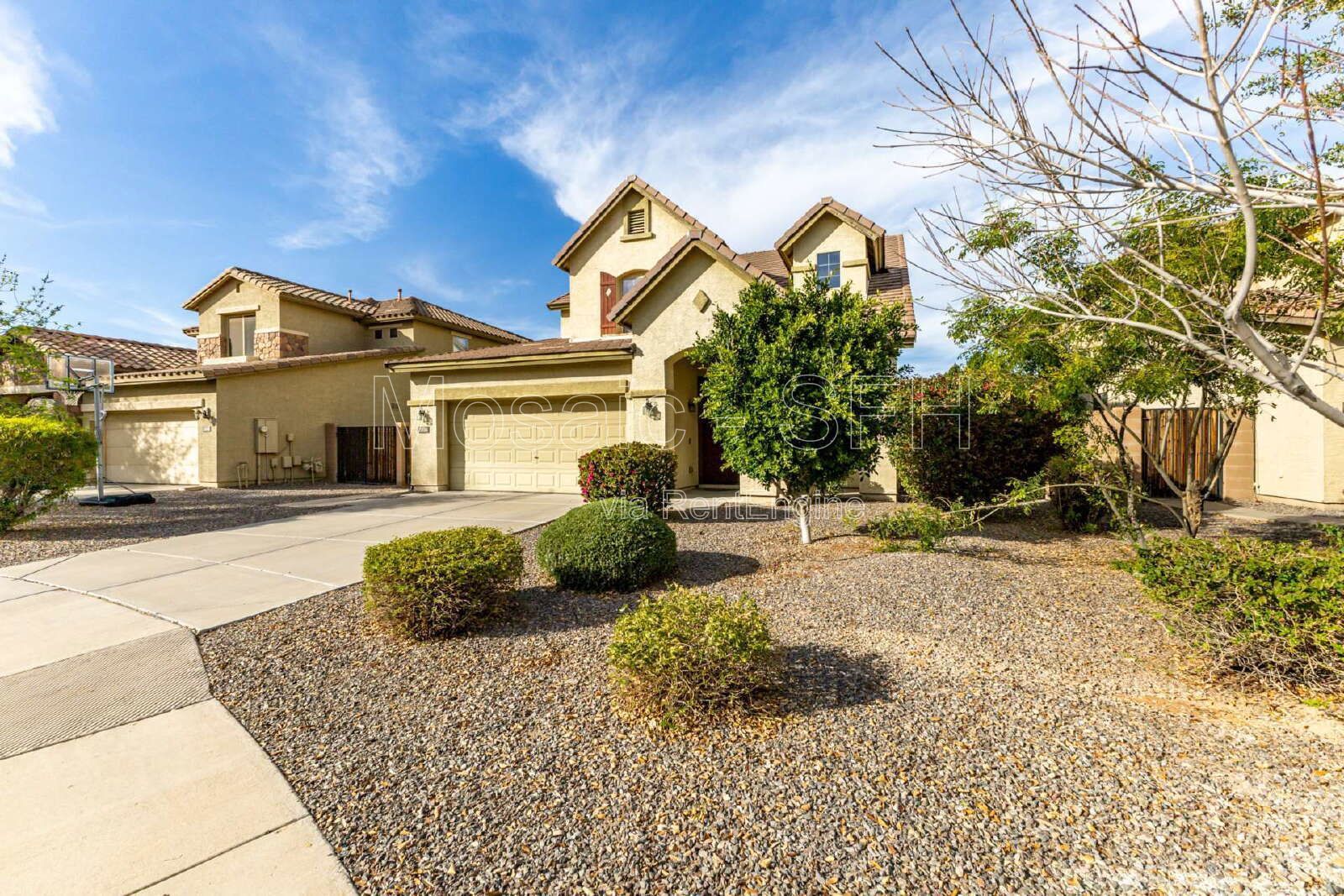 Spacious 4-Bedroom Home with 3 Full Baths in Prime Gilbert Location! property image