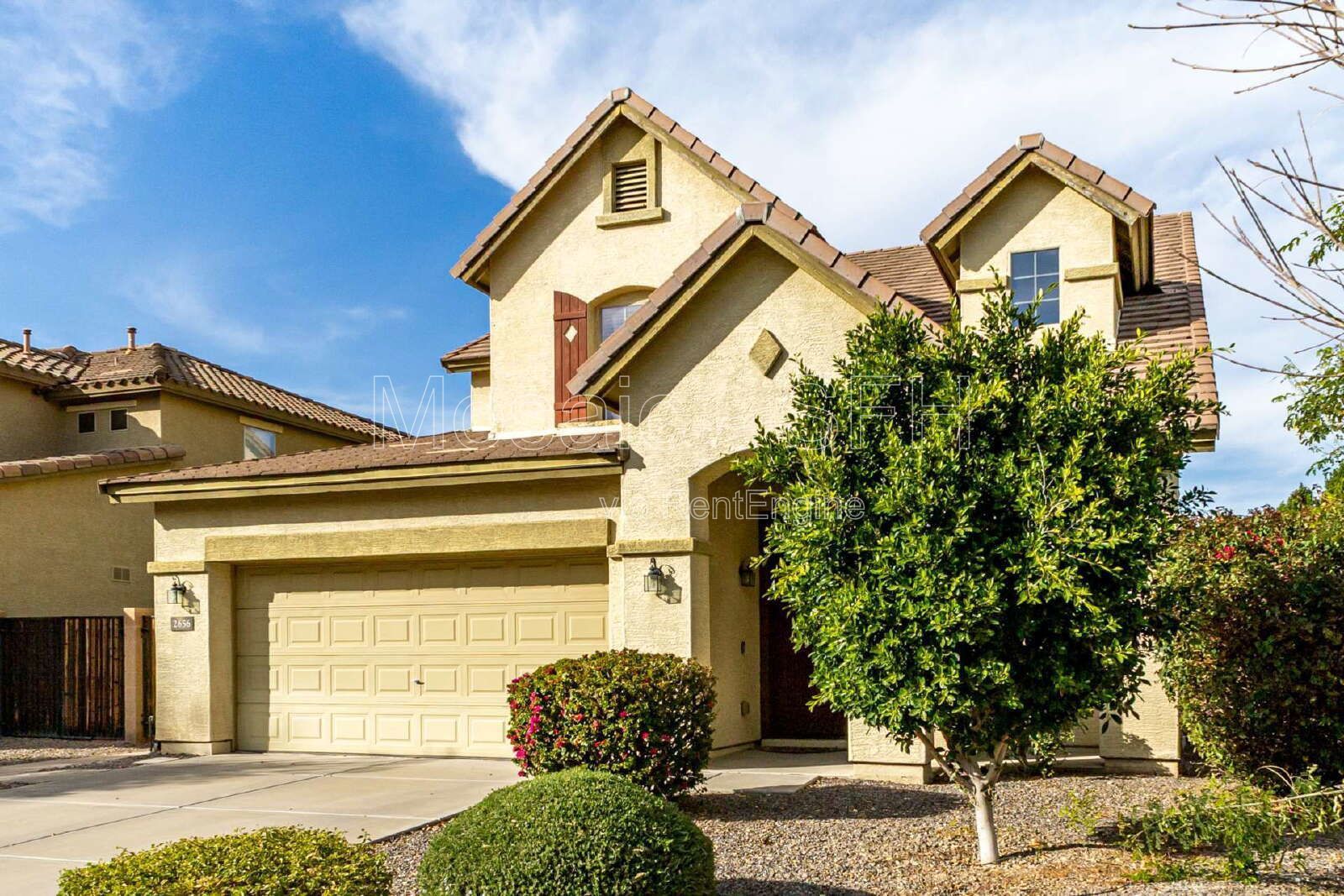 Spacious 4-Bedroom Home with 3 Full Baths in Prime Gilbert Location! property image