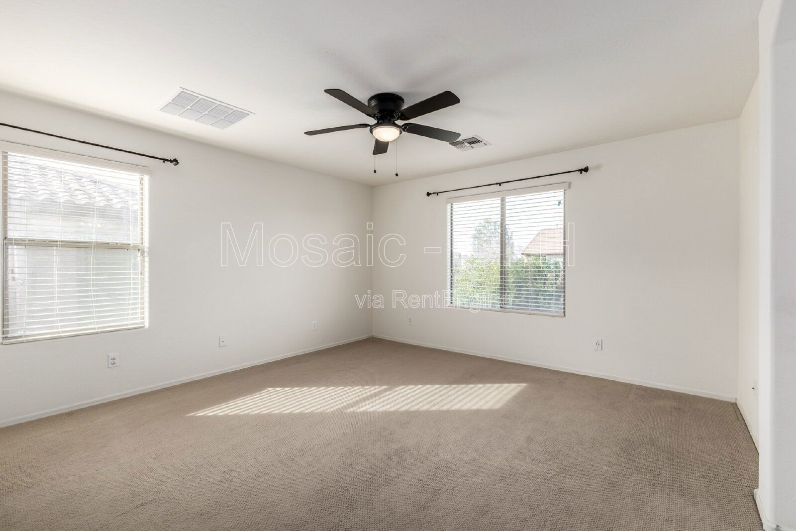 Spacious 4-Bedroom Home with 3 Full Baths in Prime Gilbert Location! property image