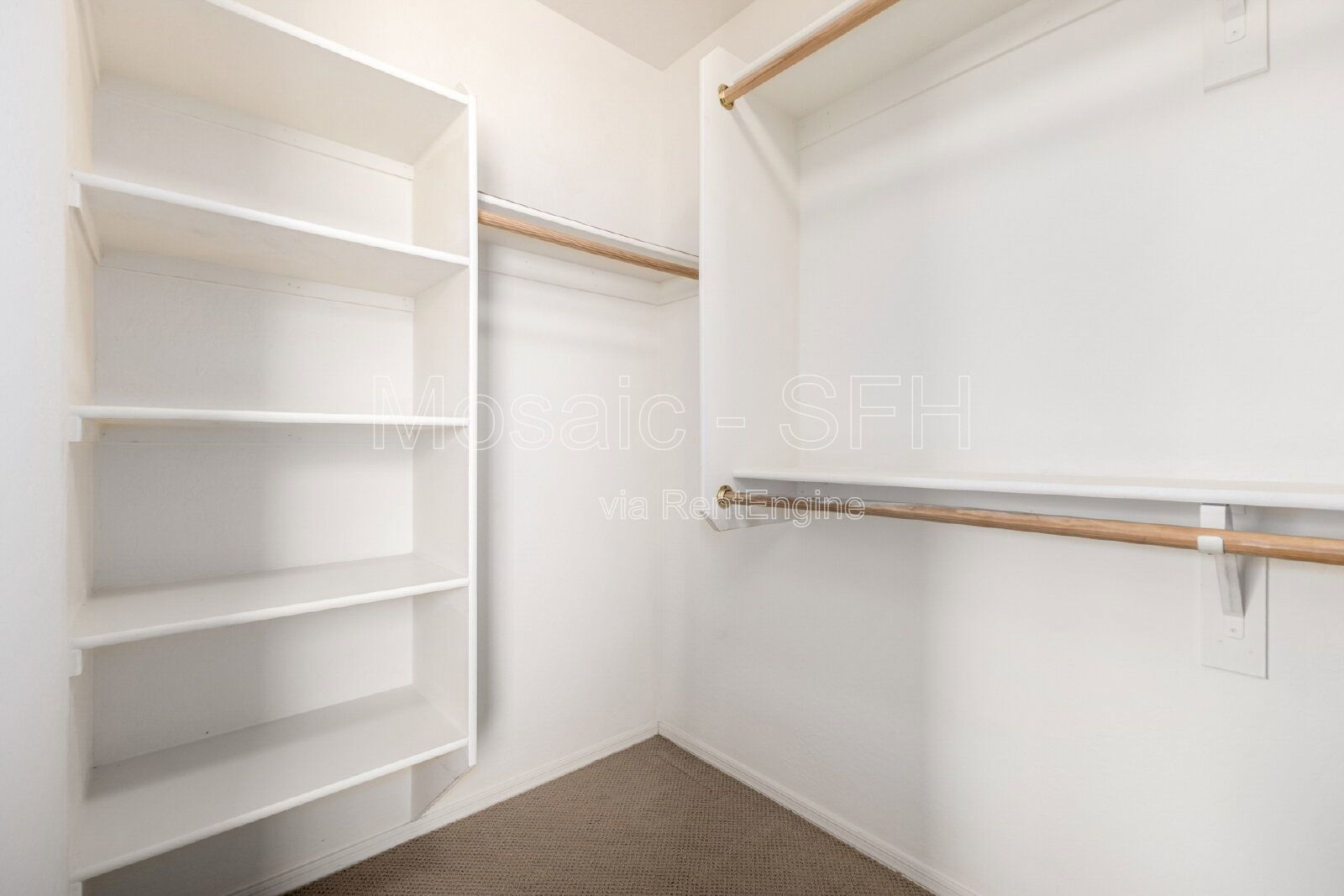 Spacious 4-Bedroom Home with 3 Full Baths in Prime Gilbert Location! property image