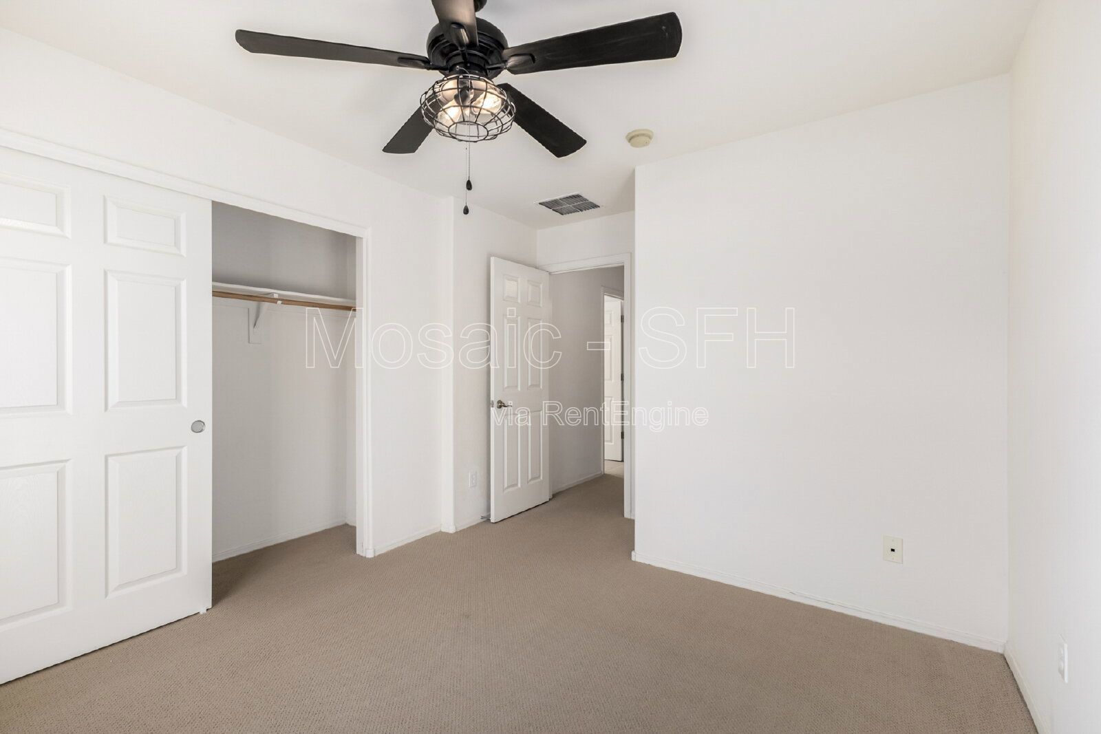 Spacious 4-Bedroom Home with 3 Full Baths in Prime Gilbert Location! property image