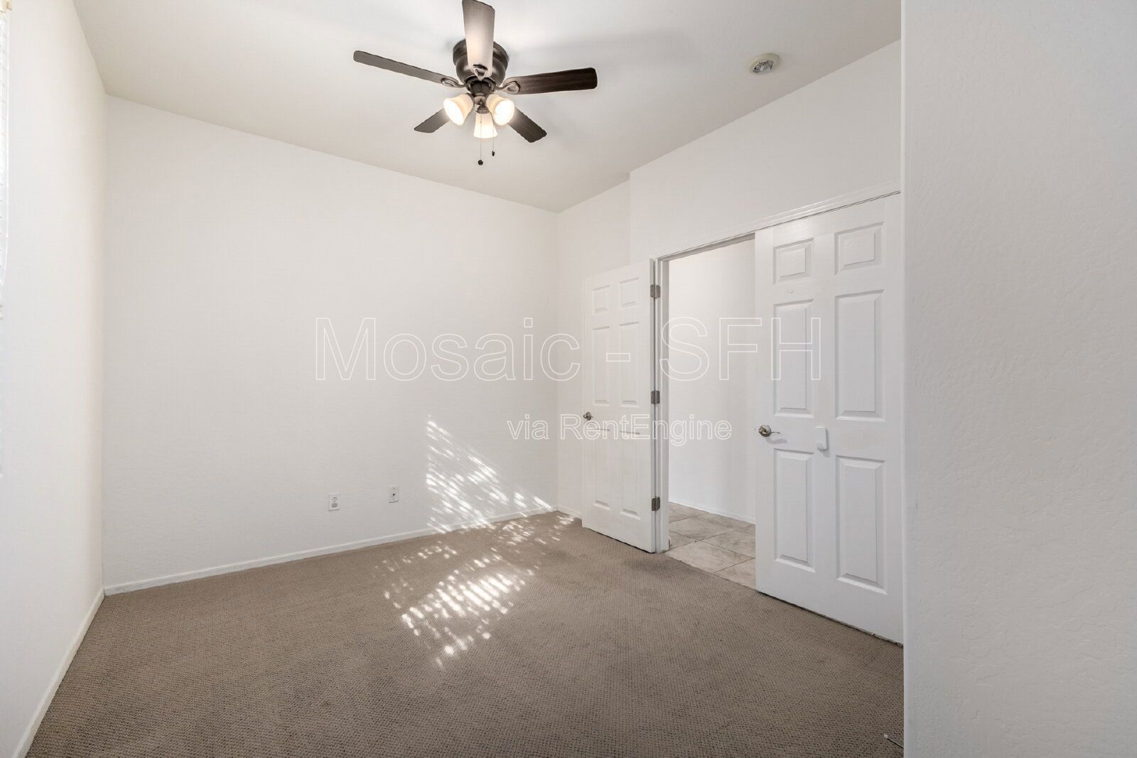 Spacious 4-Bedroom Home with 3 Full Baths in Prime Gilbert Location! property image