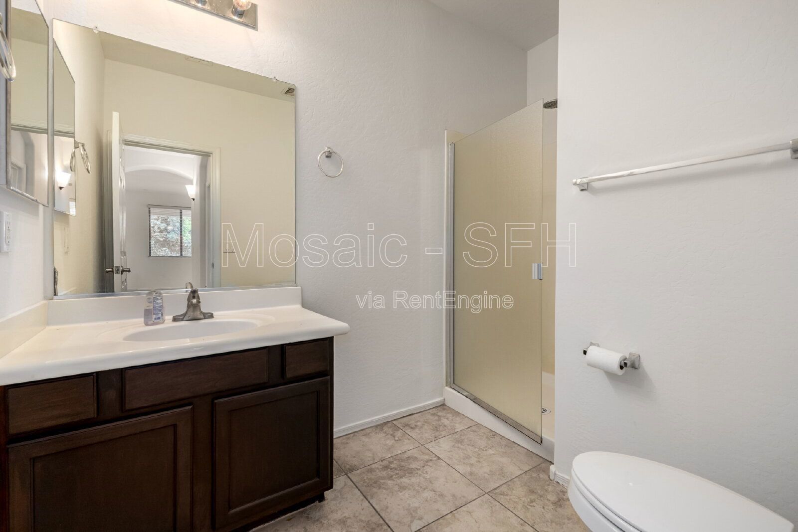 Spacious 4-Bedroom Home with 3 Full Baths in Prime Gilbert Location! property image