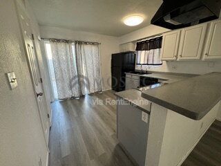*Newly Remodeled* 2 Bed/1.5 Bathroom property image