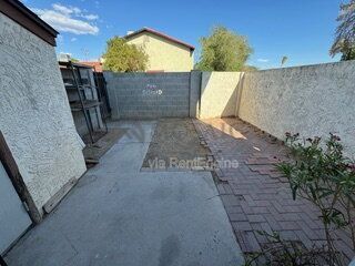 *Newly Remodeled* 2 Bed/1.5 Bathroom property image