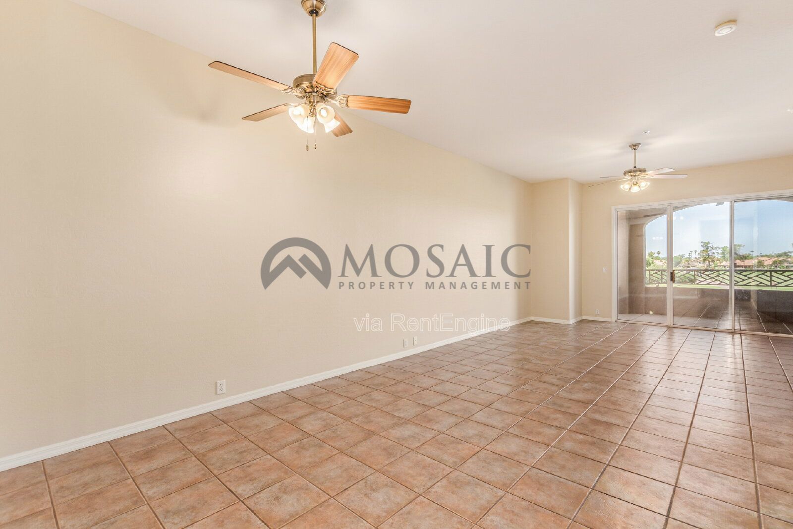 TOWNHOUSE 2bed/2bath with Golf Course View and Gated Community! property image