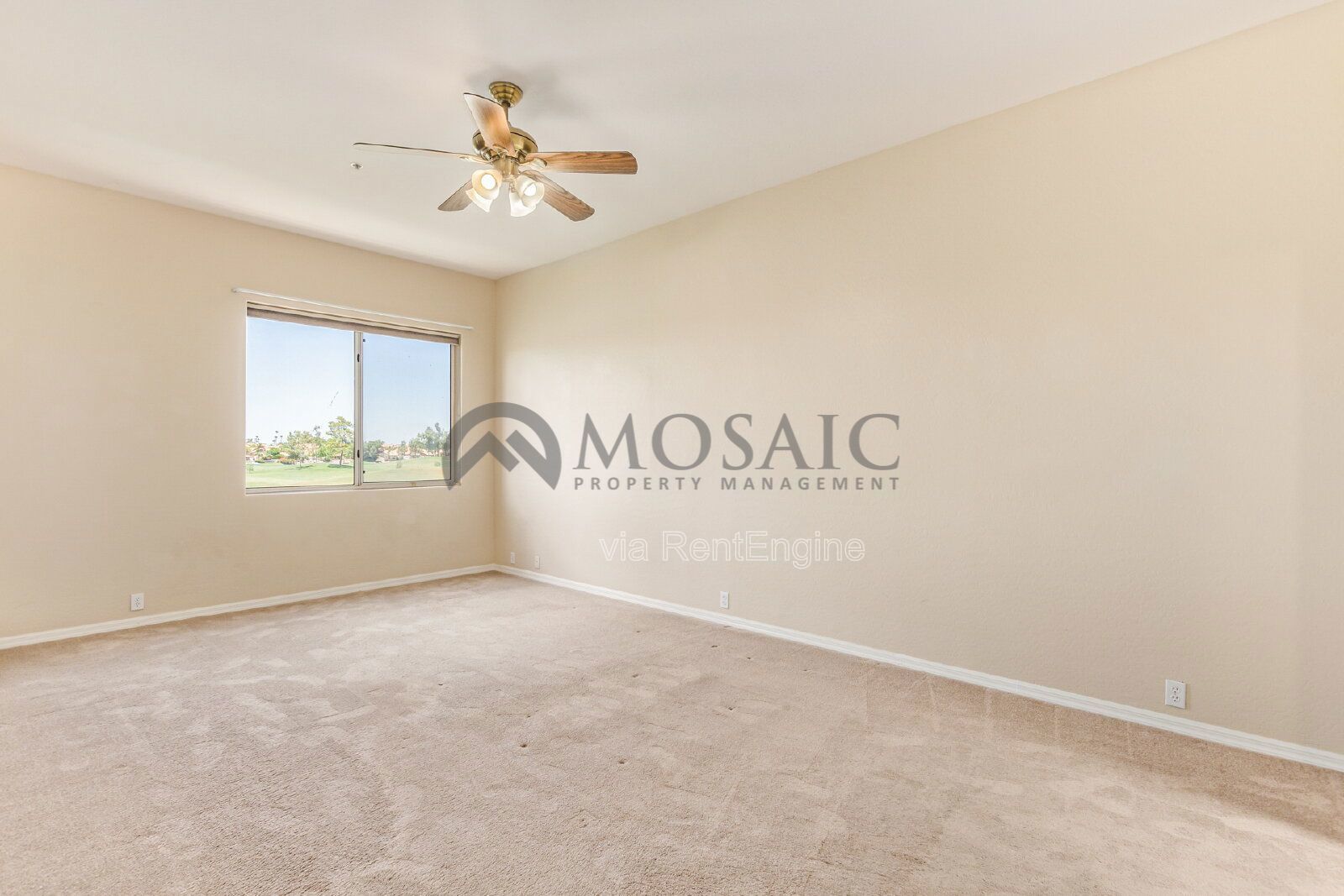 TOWNHOUSE 2bed/2bath with Golf Course View and Gated Community! property image