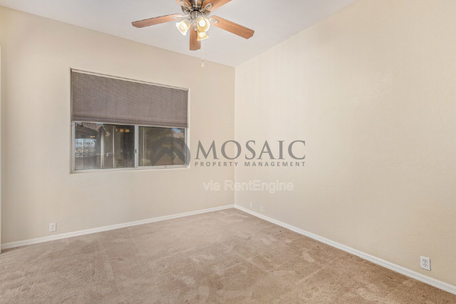 TOWNHOUSE 2bed/2bath with Golf Course View and Gated Community! property image