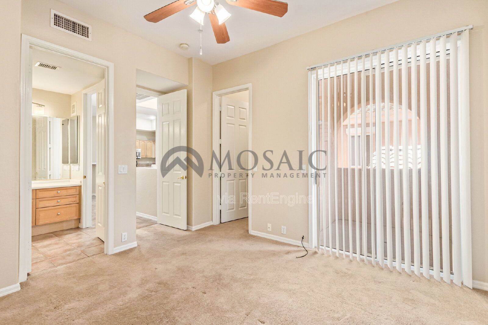 TOWNHOUSE 2bed/2bath with Golf Course View and Gated Community! property image