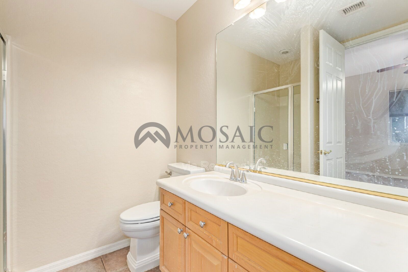 TOWNHOUSE 2bed/2bath with Golf Course View and Gated Community! property image