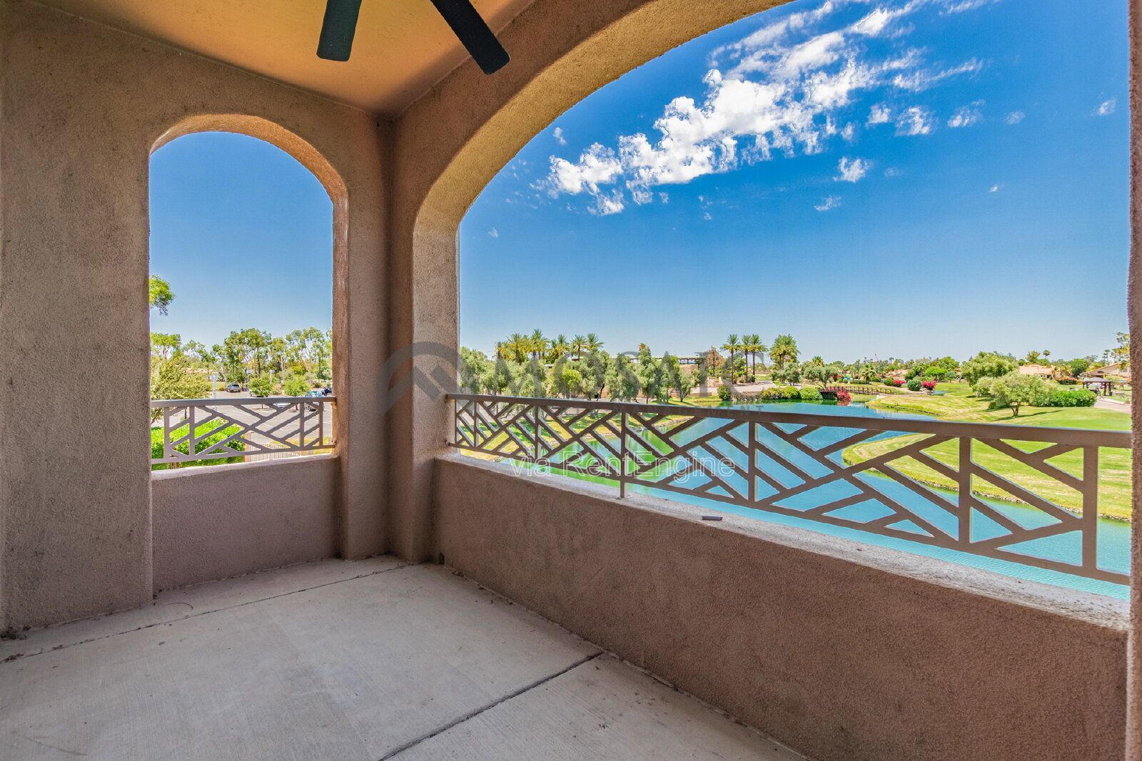 TOWNHOUSE 2bed/2bath with Golf Course View and Gated Community! property image