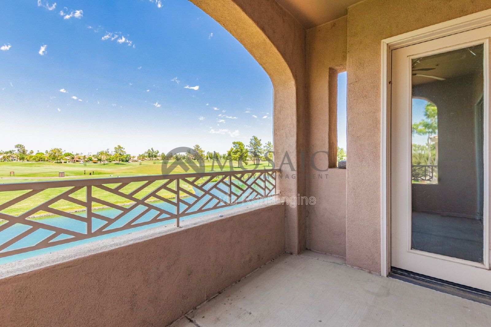 TOWNHOUSE 2bed/2bath with Golf Course View and Gated Community! property image