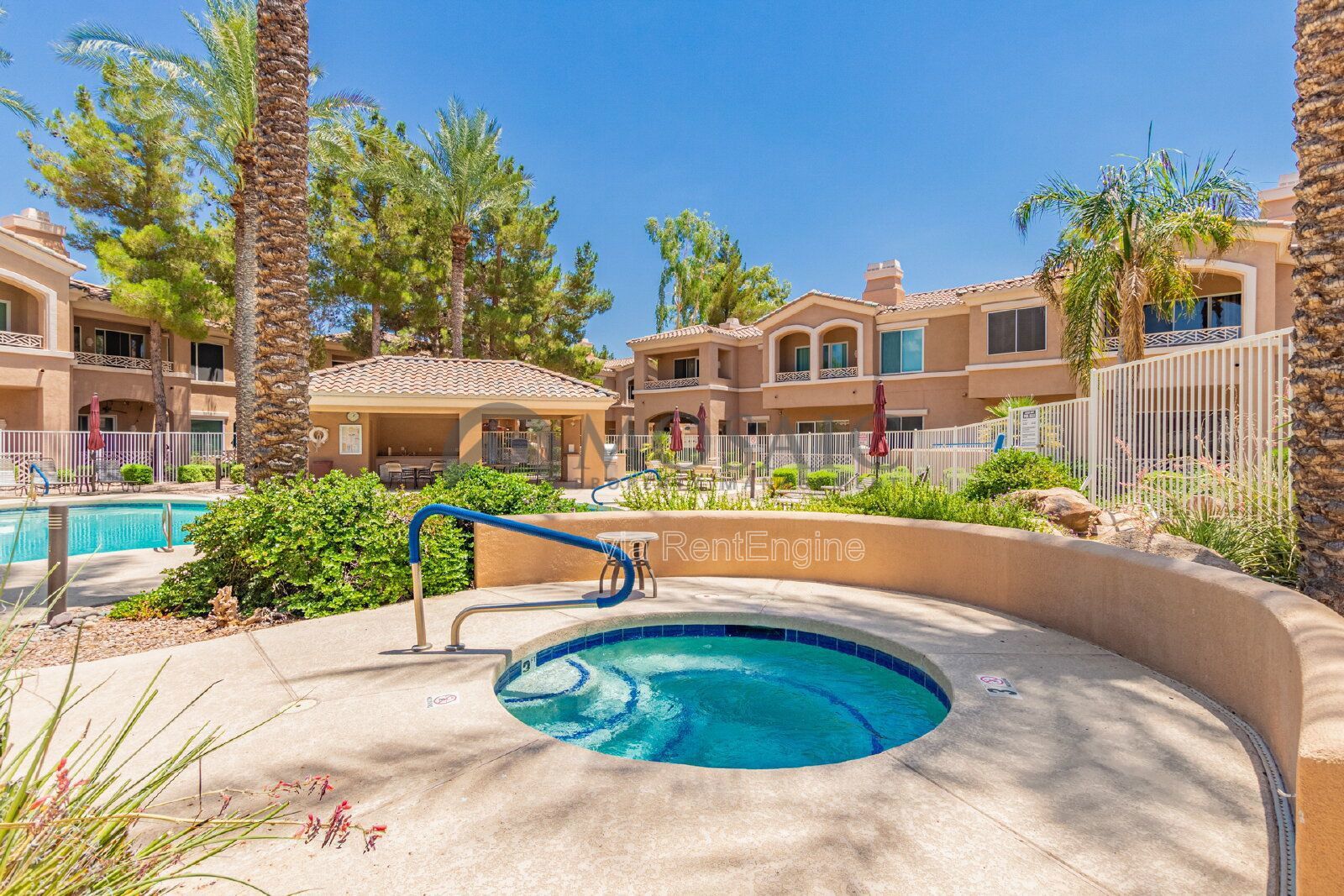 TOWNHOUSE 2bed/2bath with Golf Course View and Gated Community! property image