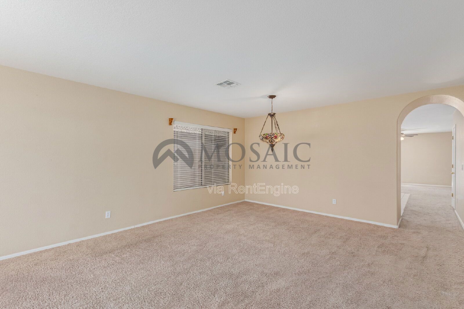 Stunning Home in Surprise! Move in READY! property image