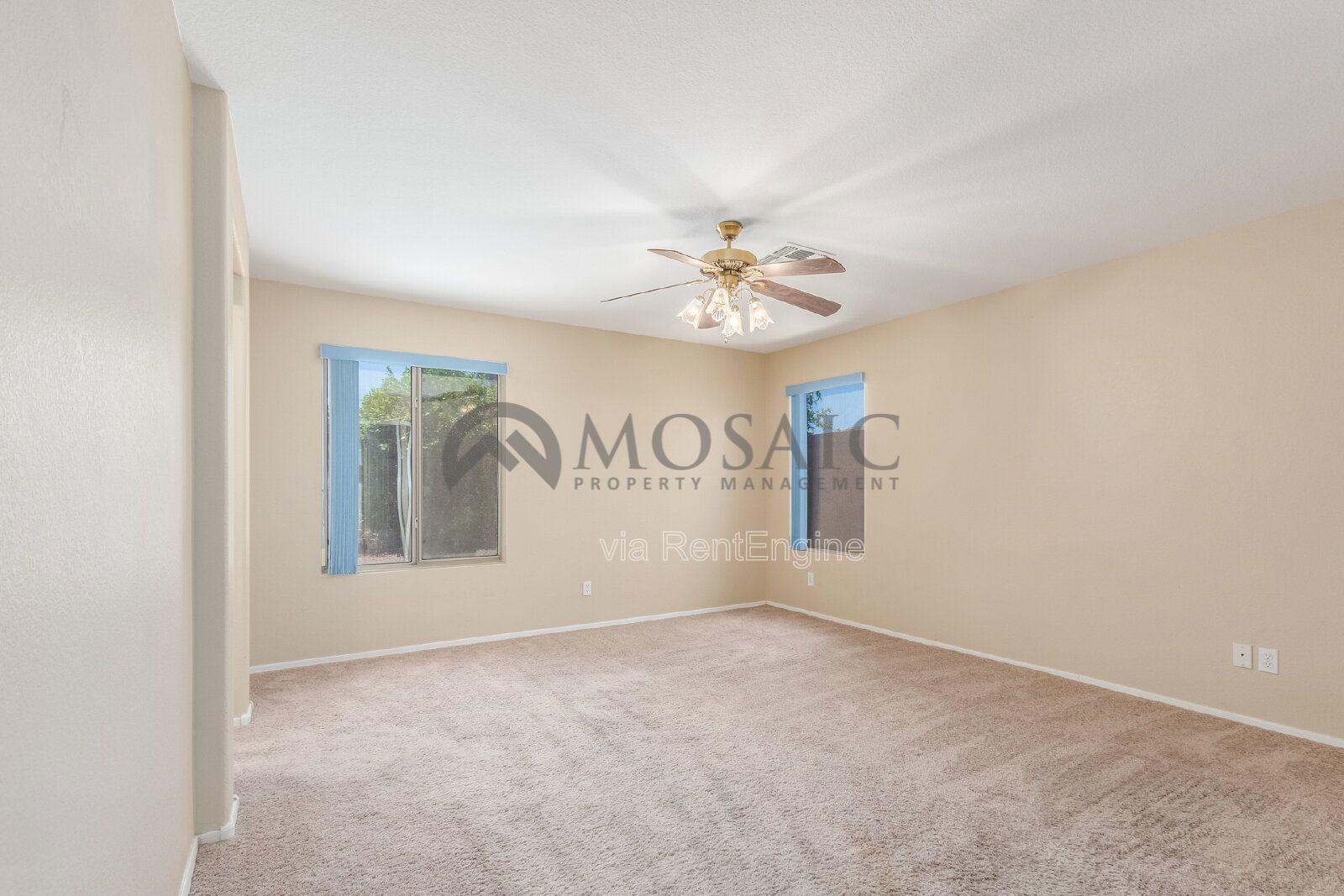 Stunning Home in Surprise! Move in READY! property image