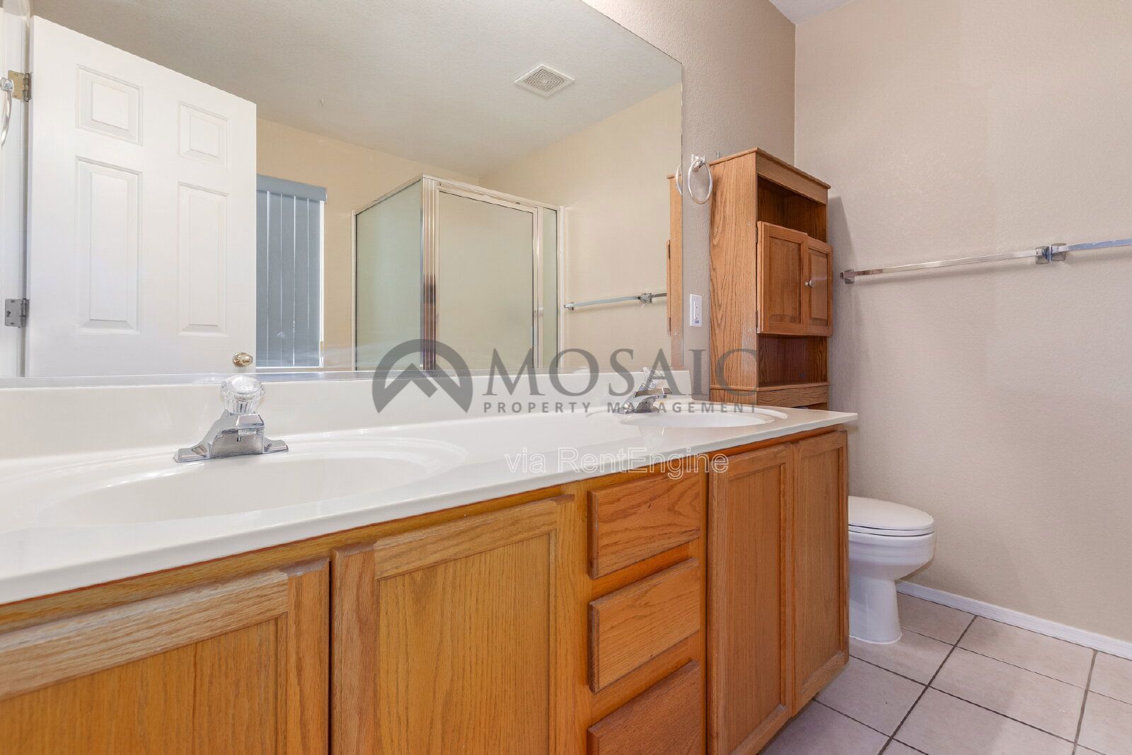 Stunning Home in Surprise! Move in READY! property image