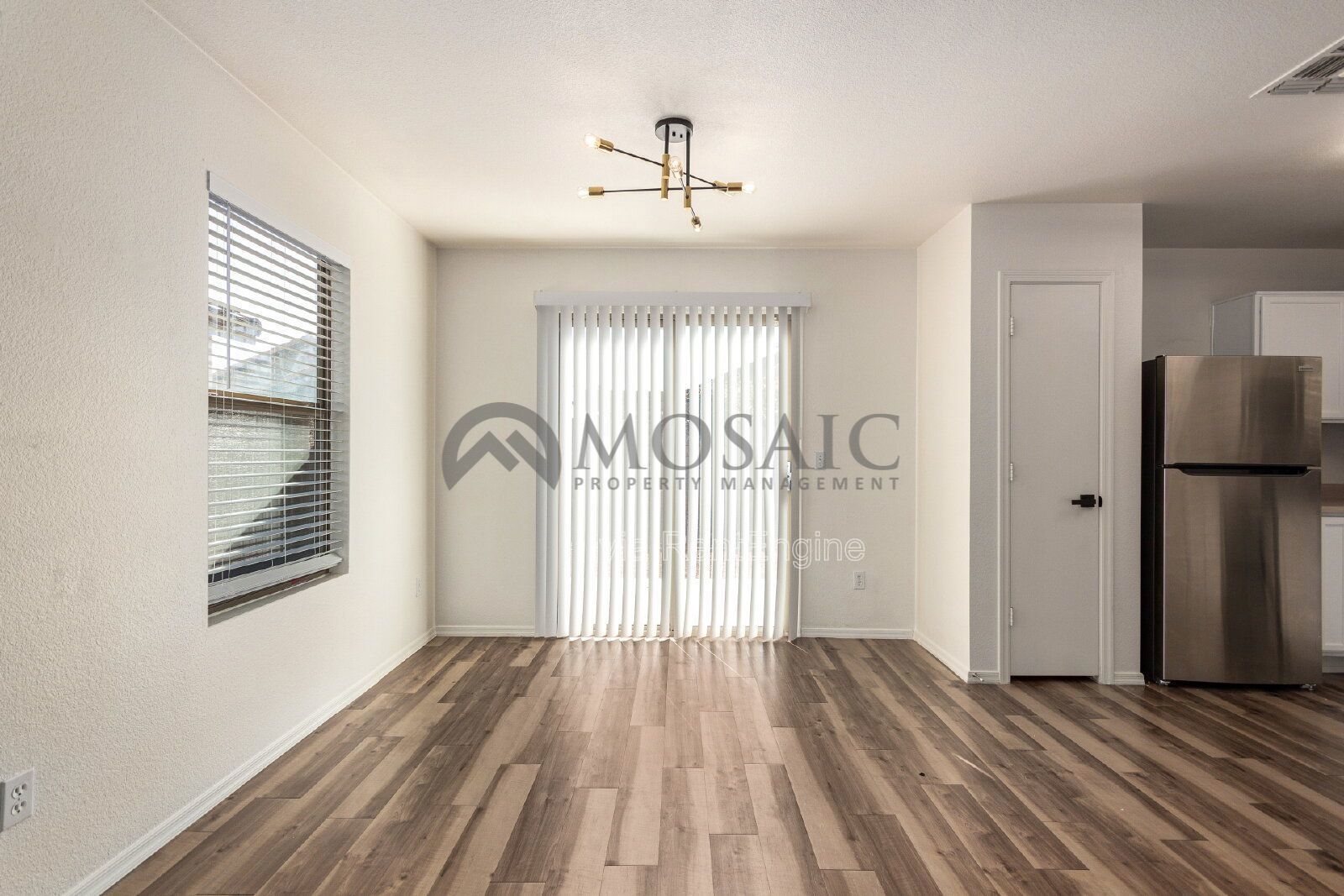 Beautiful 3 bedroom home minutes from the 303!! property image