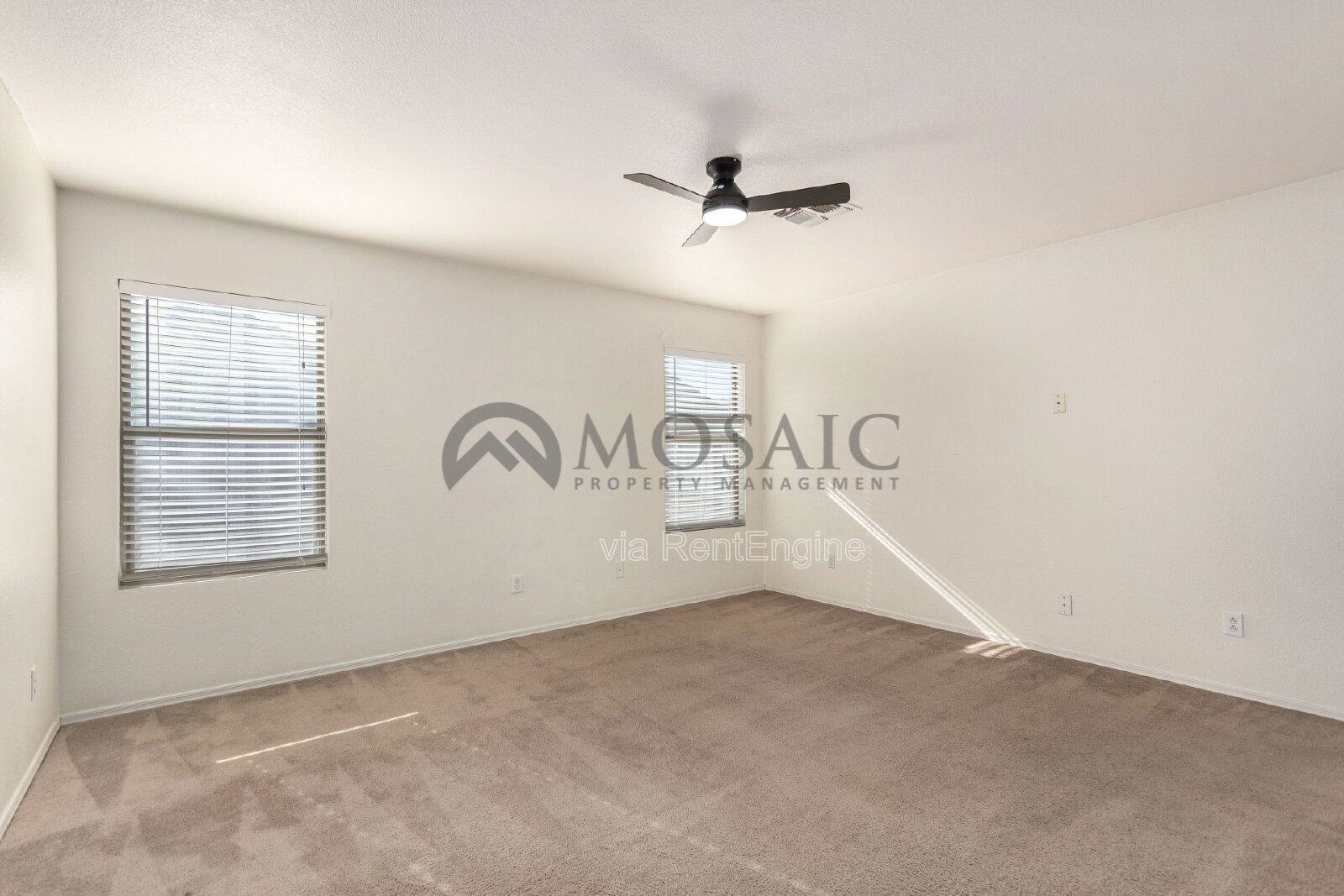 Beautiful 3 bedroom home minutes from the 303!! property image