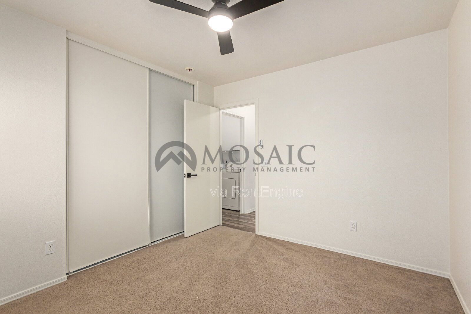 Beautiful 3 bedroom home minutes from the 303!! property image