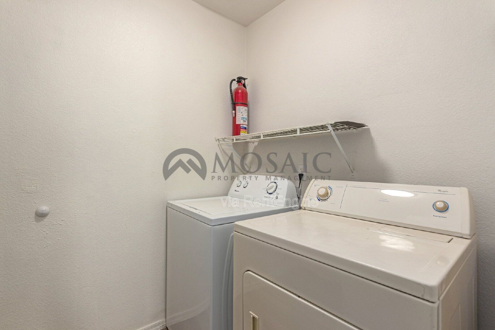 Beautiful 3 bedroom home minutes from the 303!! property image