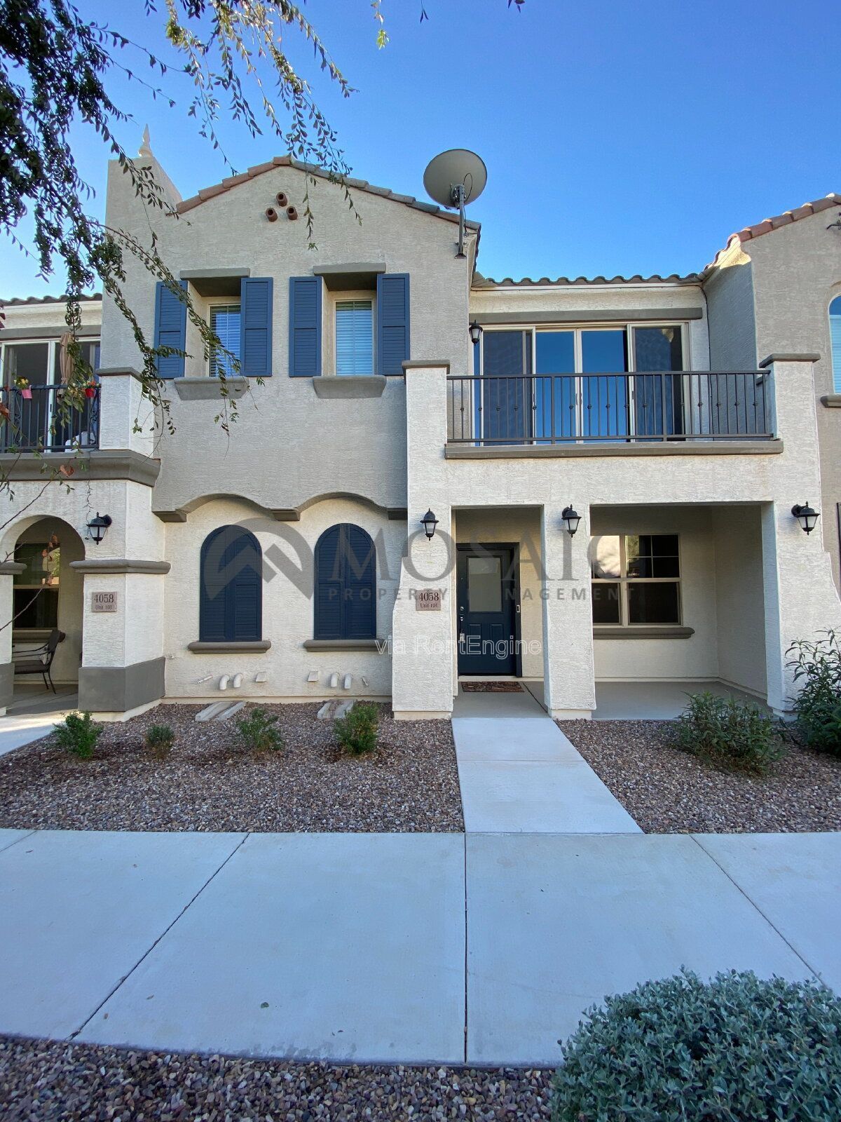 BEAUTIFULLY UPDATED 3 bed/2bath TOWNHOME in GILBERT! property image