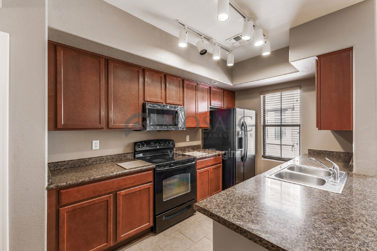 **Welcome Home to This Charming Chandler Townhouse** property image