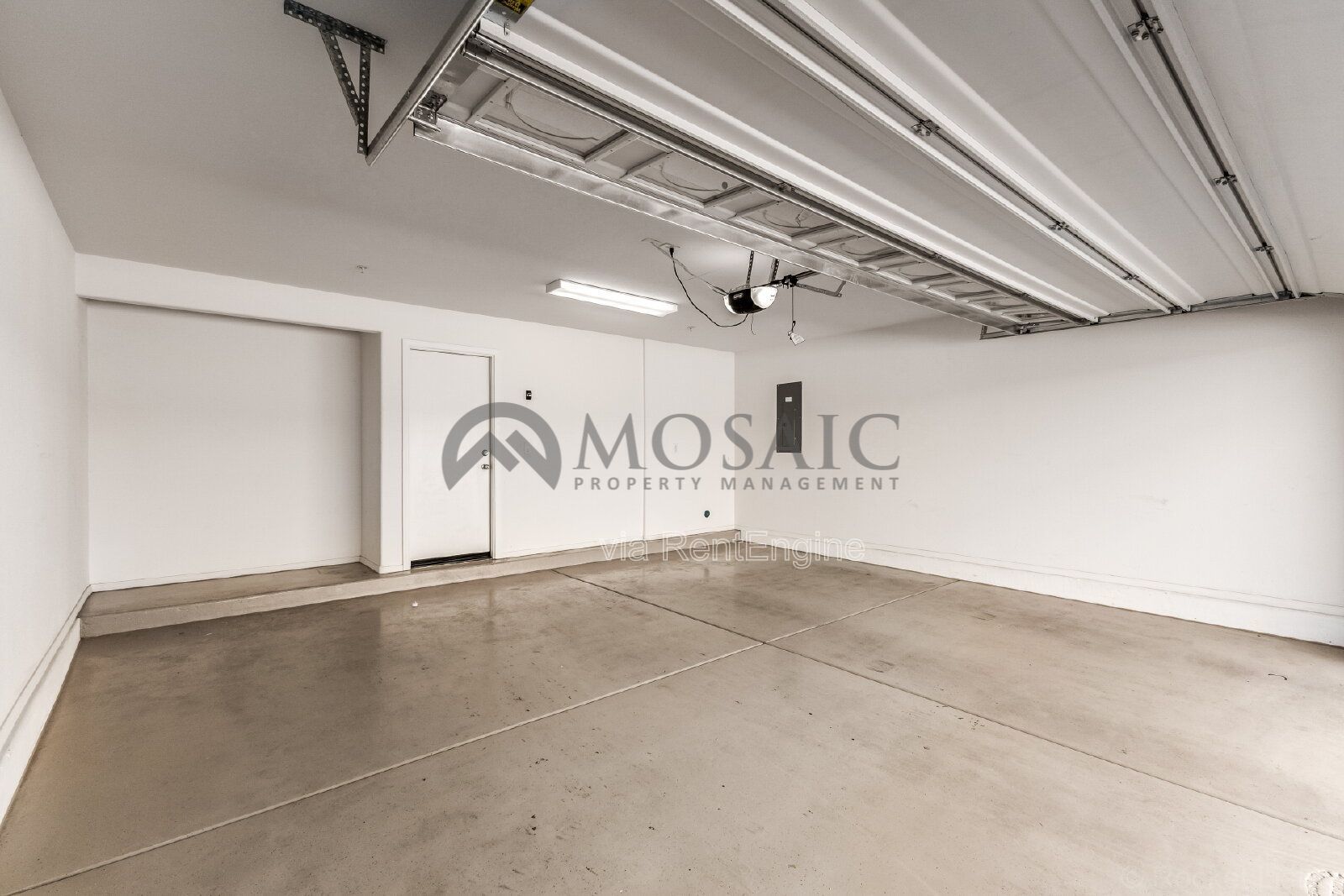 **Welcome Home to This Charming Chandler Townhouse** property image