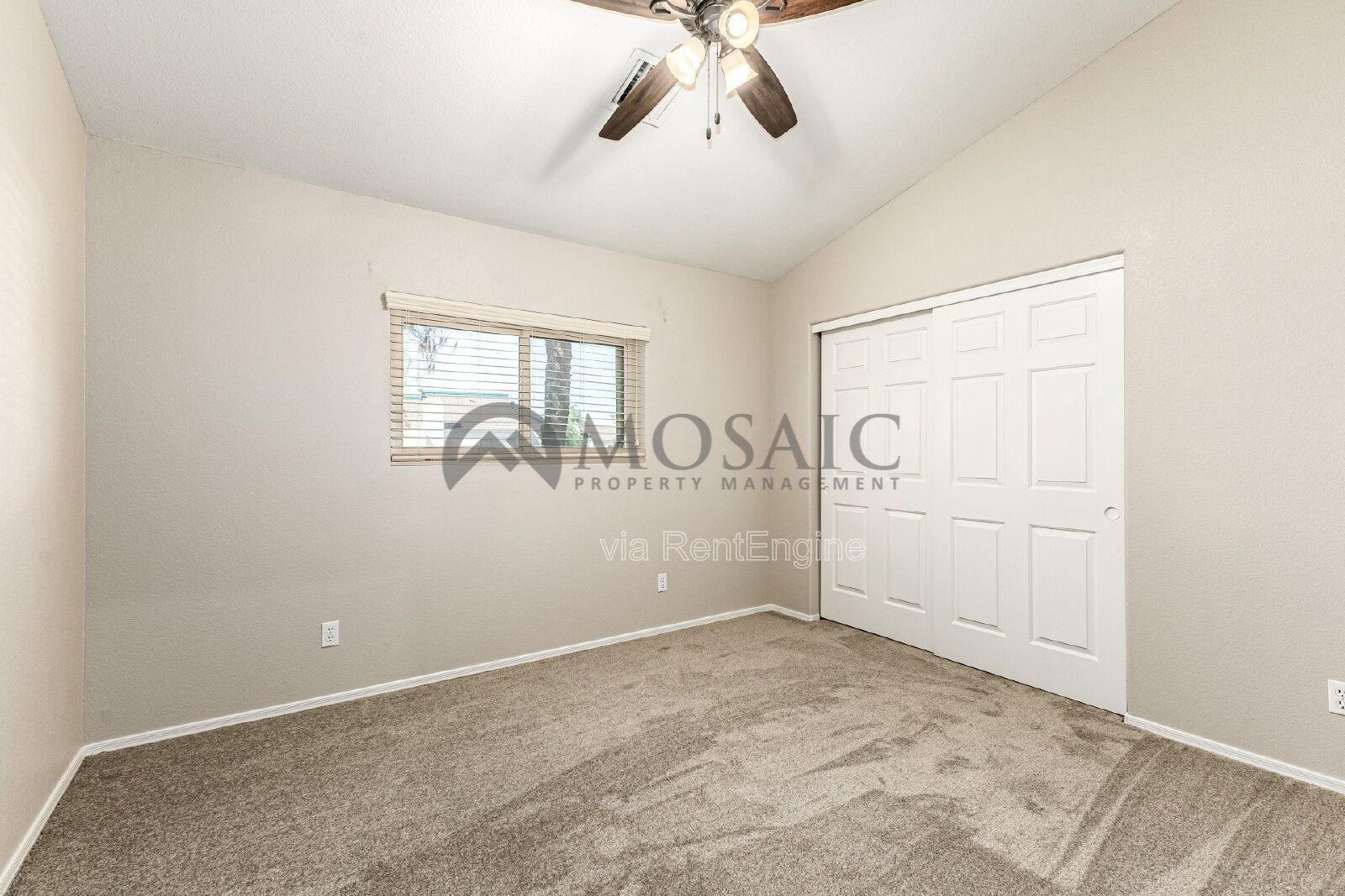 Perfect 3 bedroom 2 bathroom home in Chandler! property image
