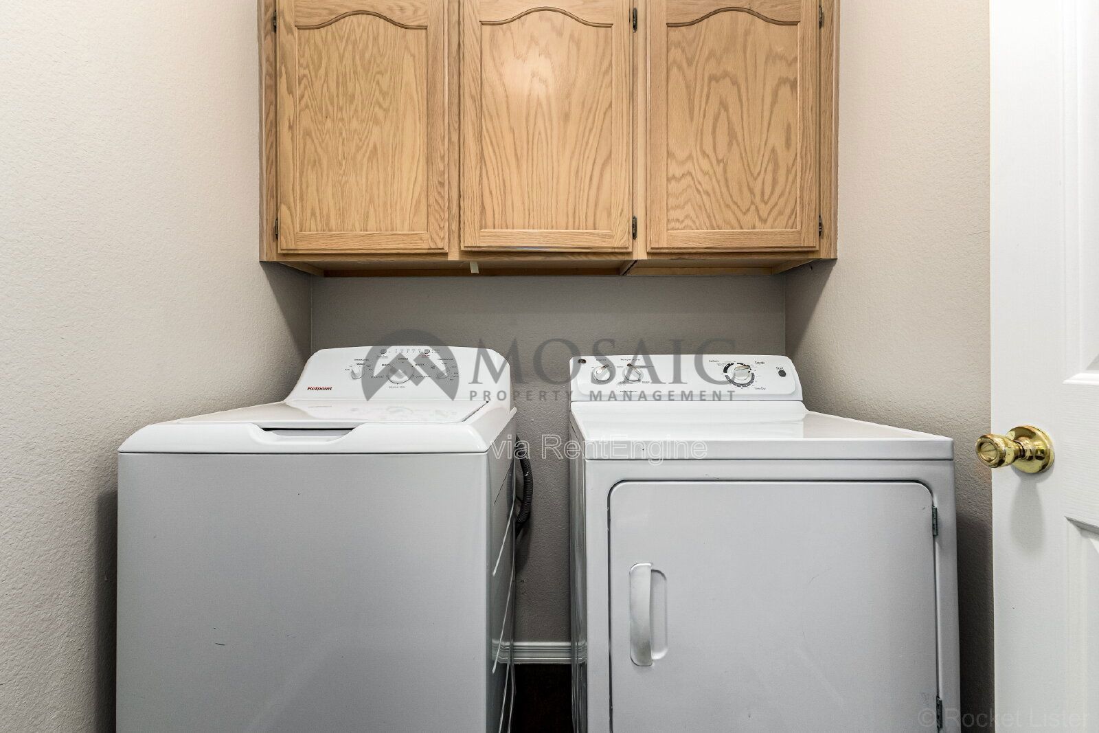 Perfect 3 bedroom 2 bathroom home in Chandler! property image