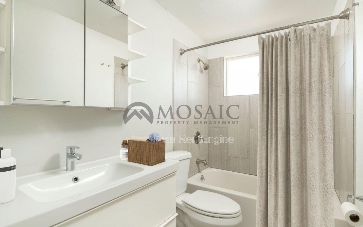 Upgraded 2 bedroom 1 bathroom in Arcadia Lite! Apply today! property image