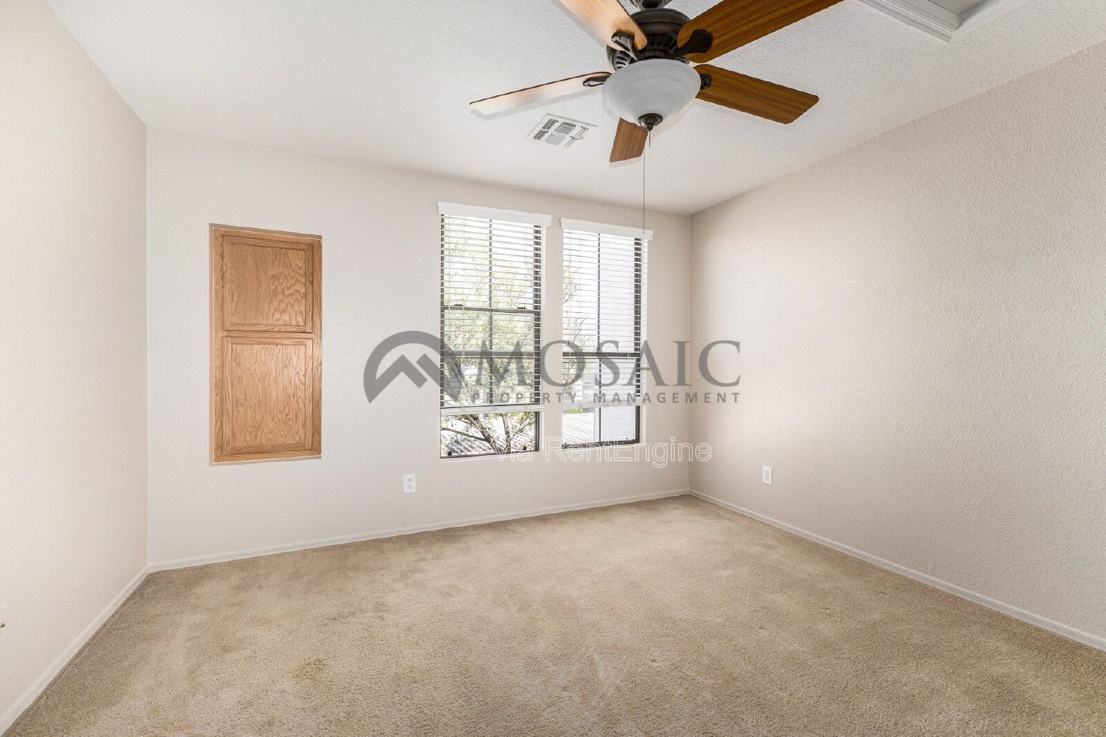 Perfect 2 bed 2 bath Condo! property image