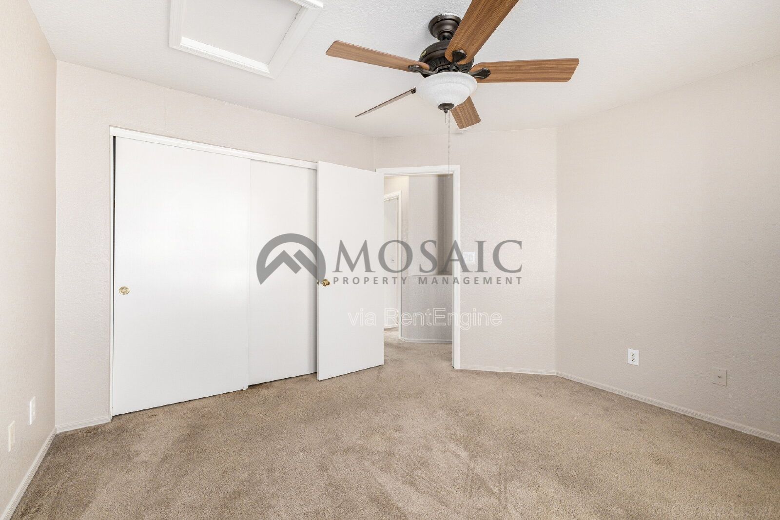 Perfect 2 bed 2 bath Condo! property image