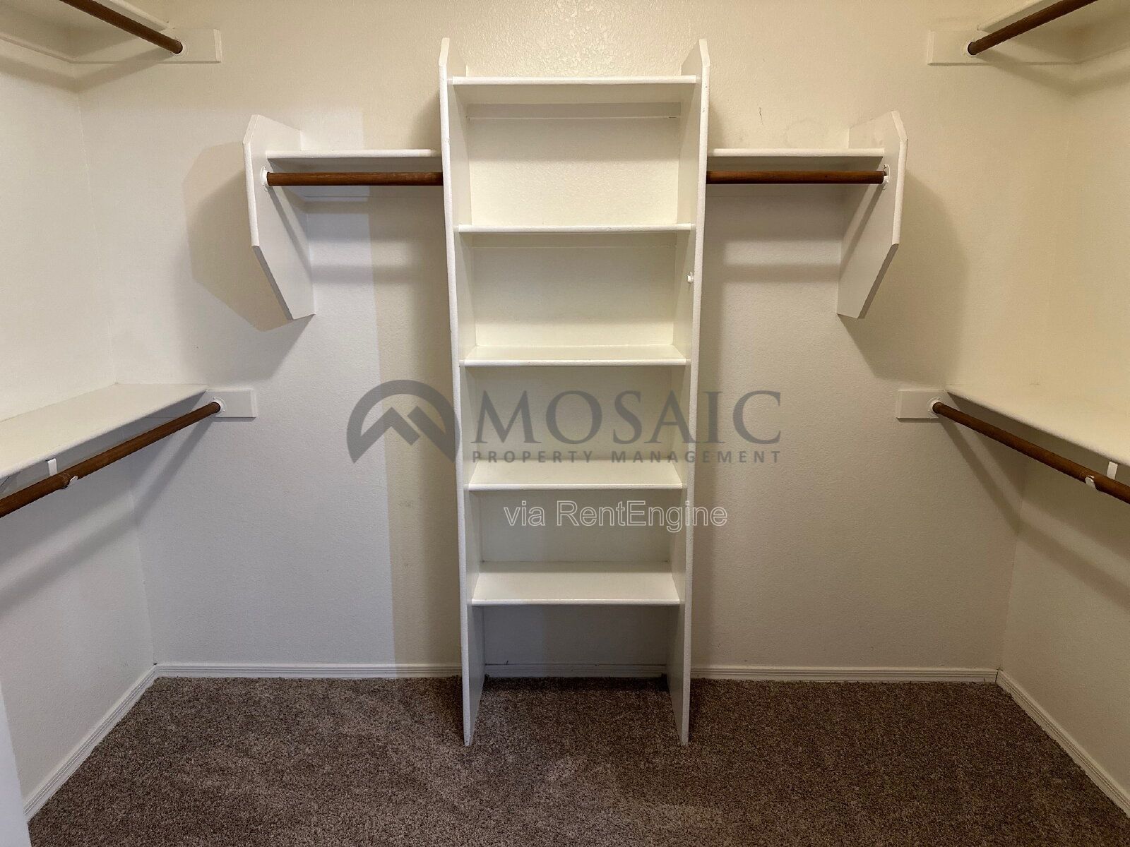 Welcome to your Gorgeous 3 bed/ 2bath home in the HIGHLY DESIRABLE Corona Del Mar!!! property image