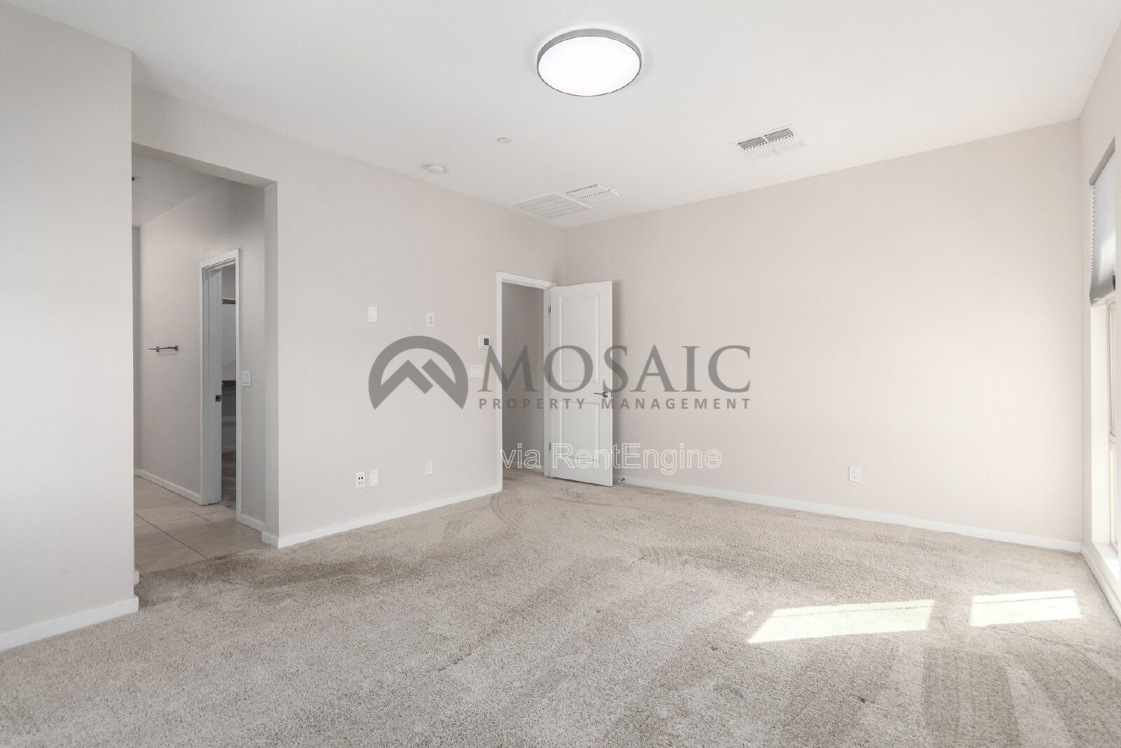 Modern and Spacious Townhome in the Mosaic Layton Lakes Community property image