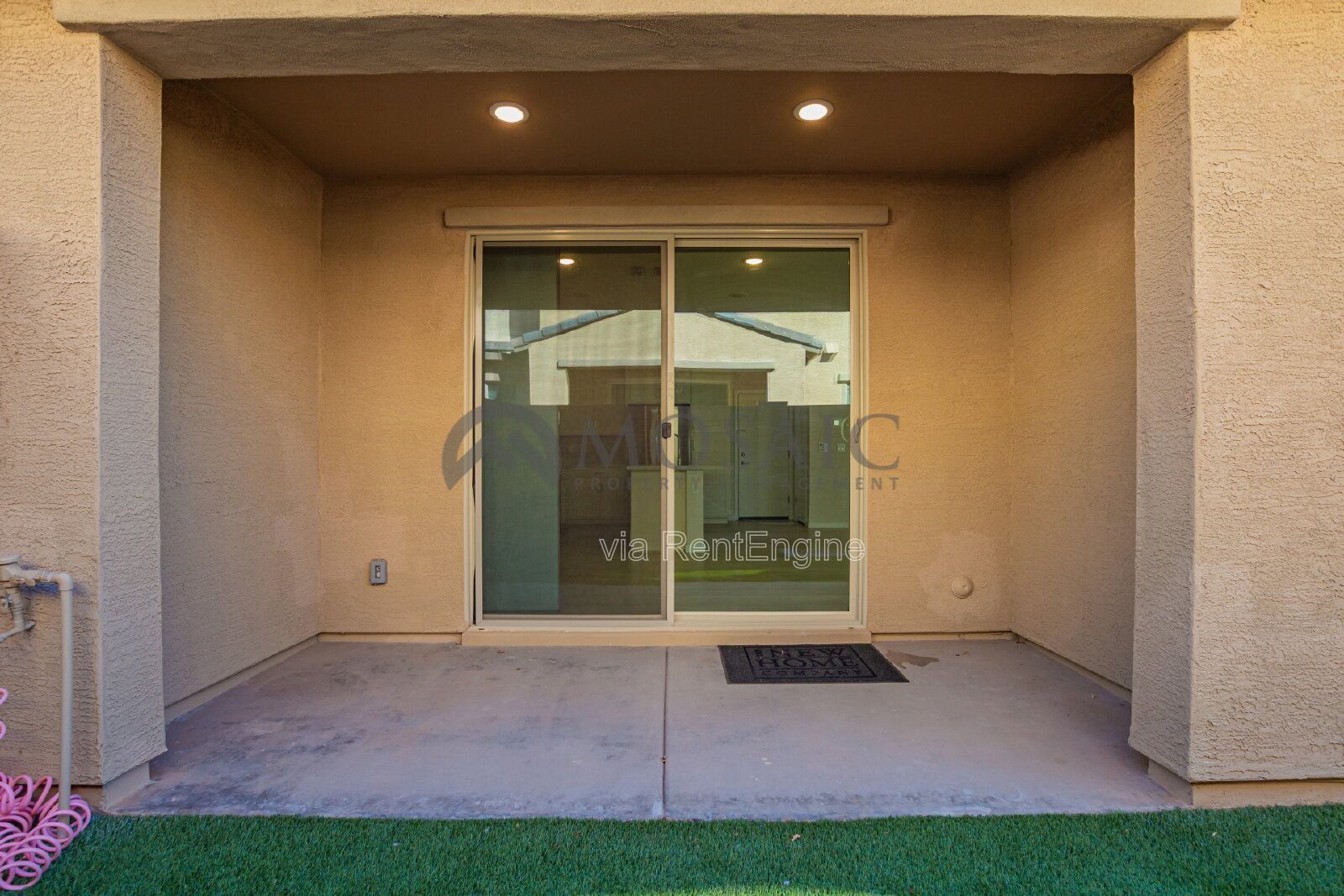 Modern and Spacious Townhome in the Mosaic Layton Lakes Community property image