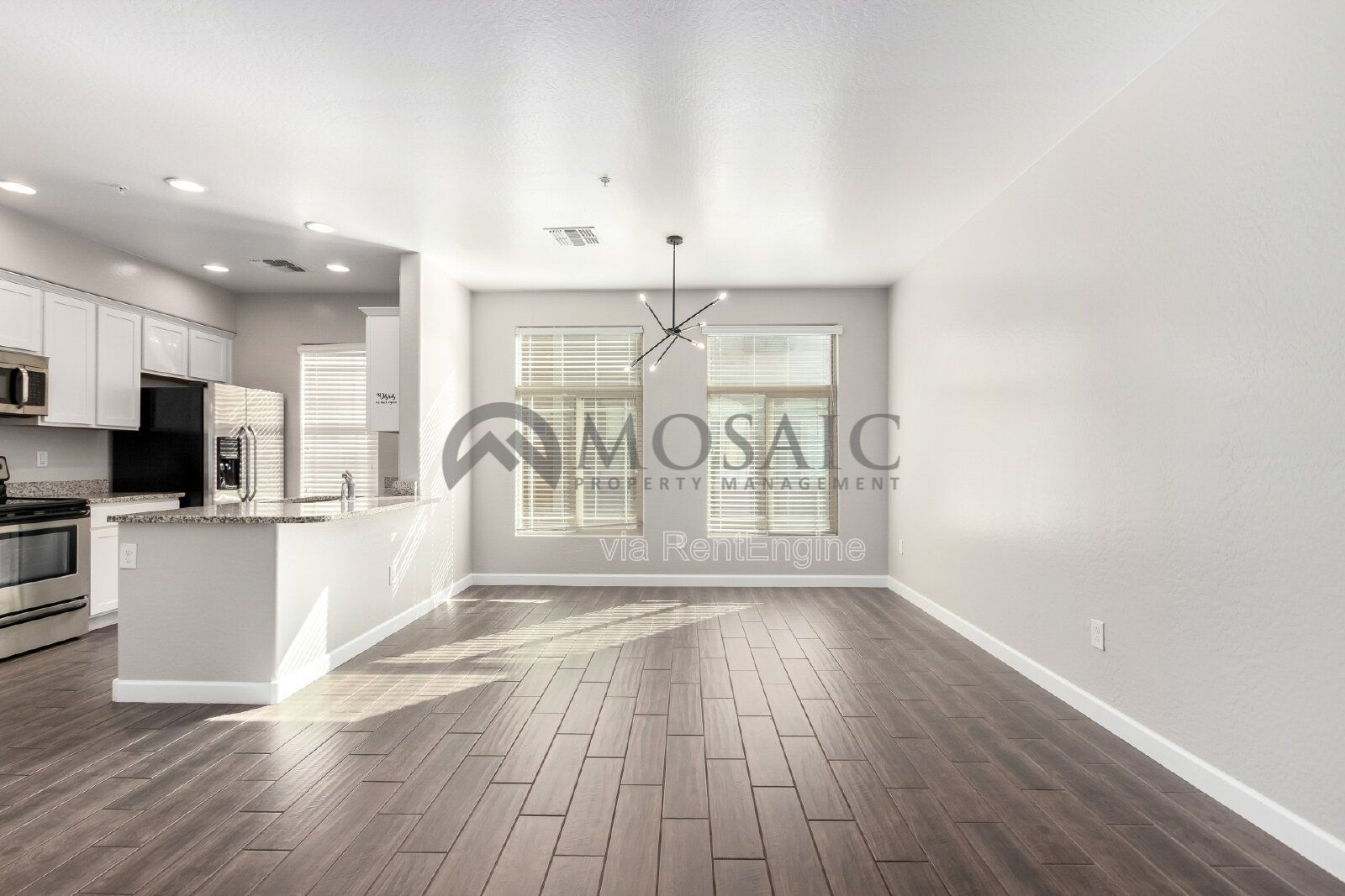 Modern 2-Bedroom Townhouse in Gilbert property image
